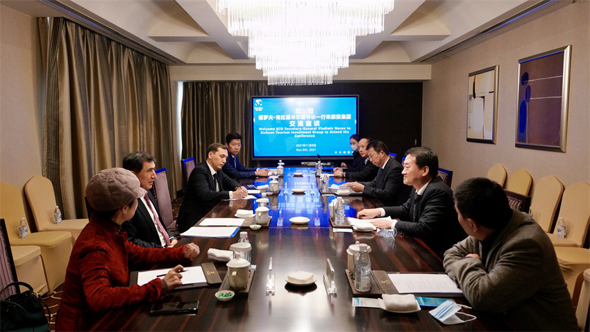 js6666zs金沙集团党委书记、董事长任丁会见上合组织秘书长诺罗夫一行